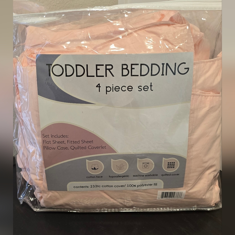 Toddler Bedding 4-Piece Set - Pink